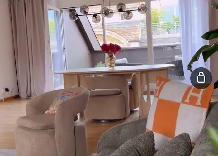 Maison Zueri Appartement *